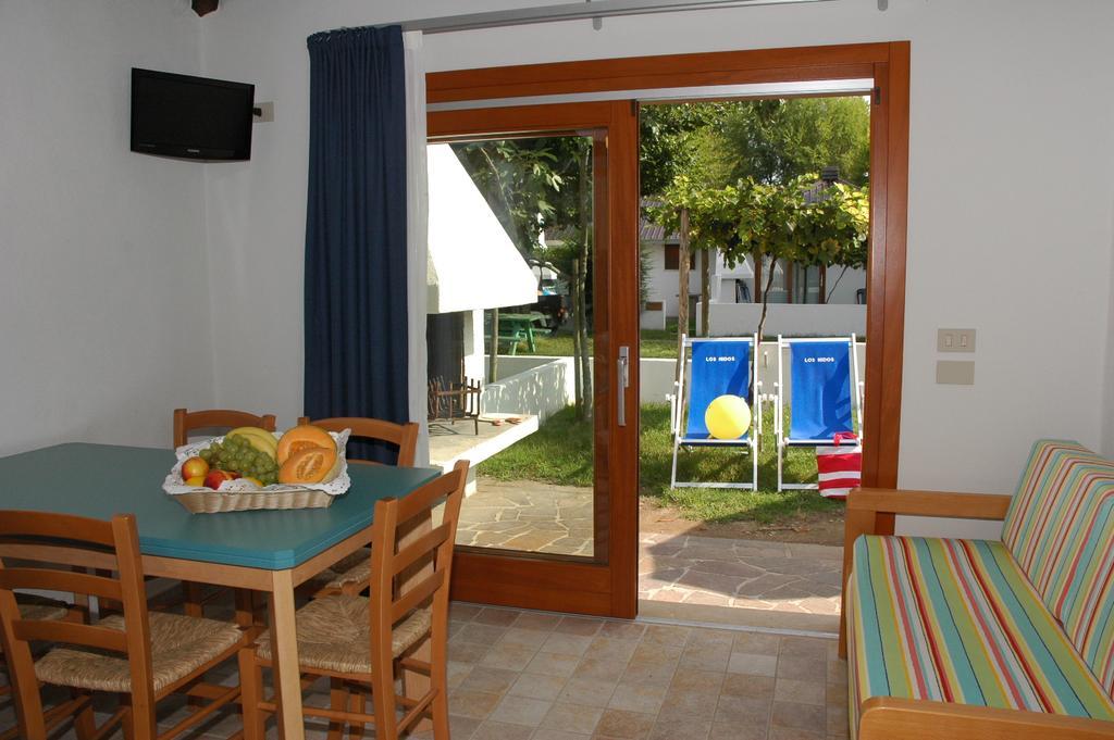 Villaggio Los Nidos Линьяно-Саббьядоро Экстерьер фото